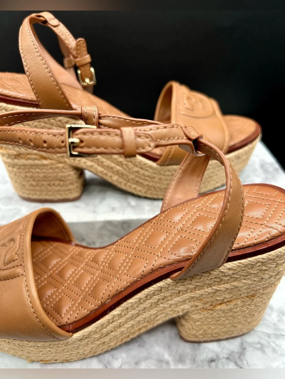 TORY BURCH Fleming Platform Espadrille Wedge Sandals Quilted Tan Leather. Size 8